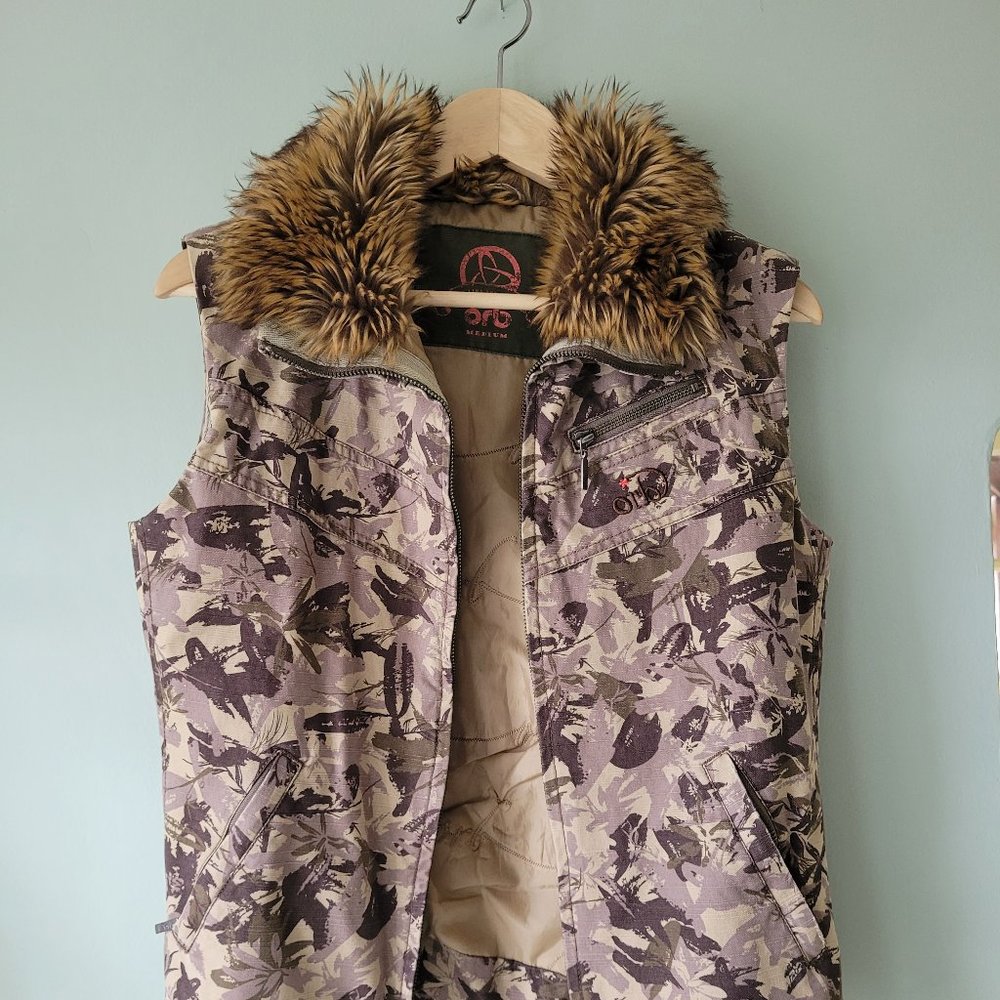 ORB furry vest